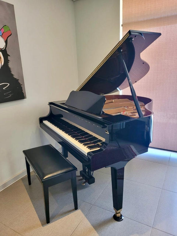 Yamaha GB1 K PE Baby Grand Piano